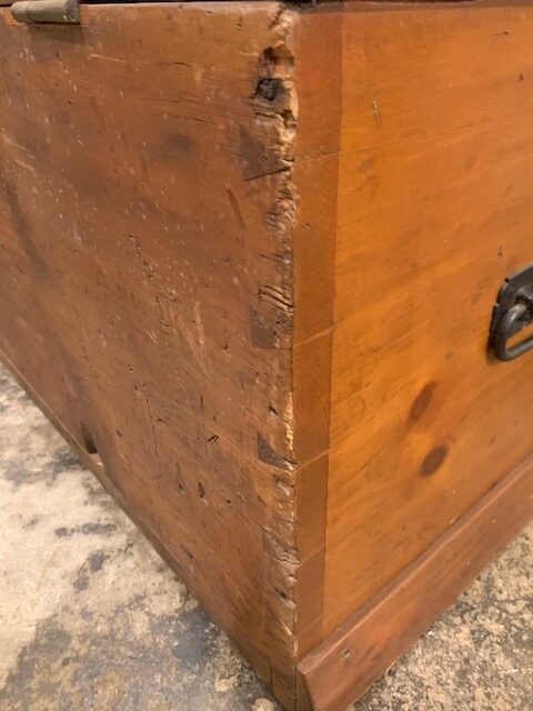 antique six board trunk