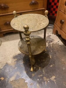 Victorian small pedestal table
